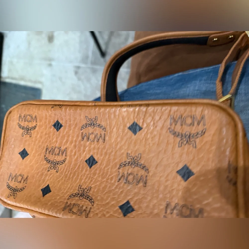 Rare! MCM Limited edition Rabbit Backpack mini phone bag‎ casual bag travel bag
